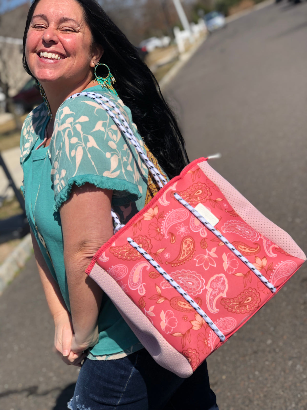 Coral Pink Paisley Meribella Neoprene Tote Bag Set | Natching Wallet Pouch | Side snaps | extra storage space | Inside removable pouch | Inside slip and zip pockets | Fully washable | Dimensions: 18"L x 5"W x 13.5"H | Beach Bag | Day Trip Bag | Neoprene | Washable | Stretchy | Paisley | Brown | Coffee | Latte |