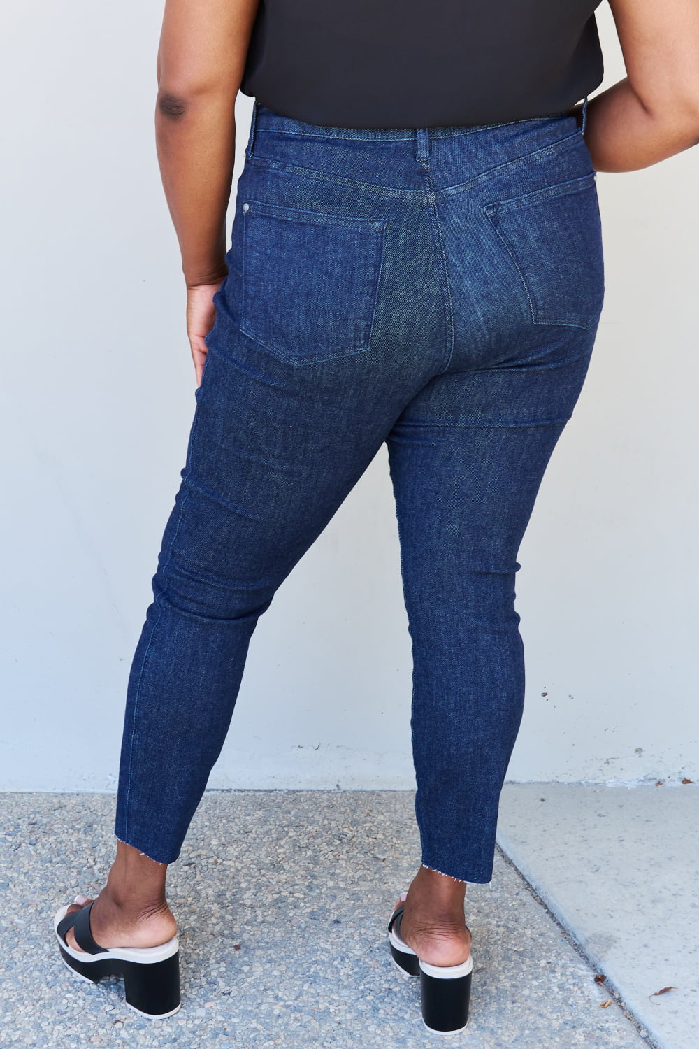 Judy Blue Esme Tummy Control Skinny Jeans