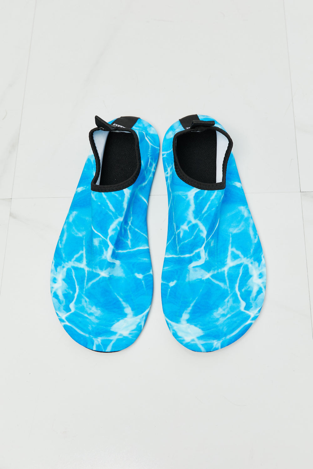 On The Shore Water Shoes in Ocean Blue