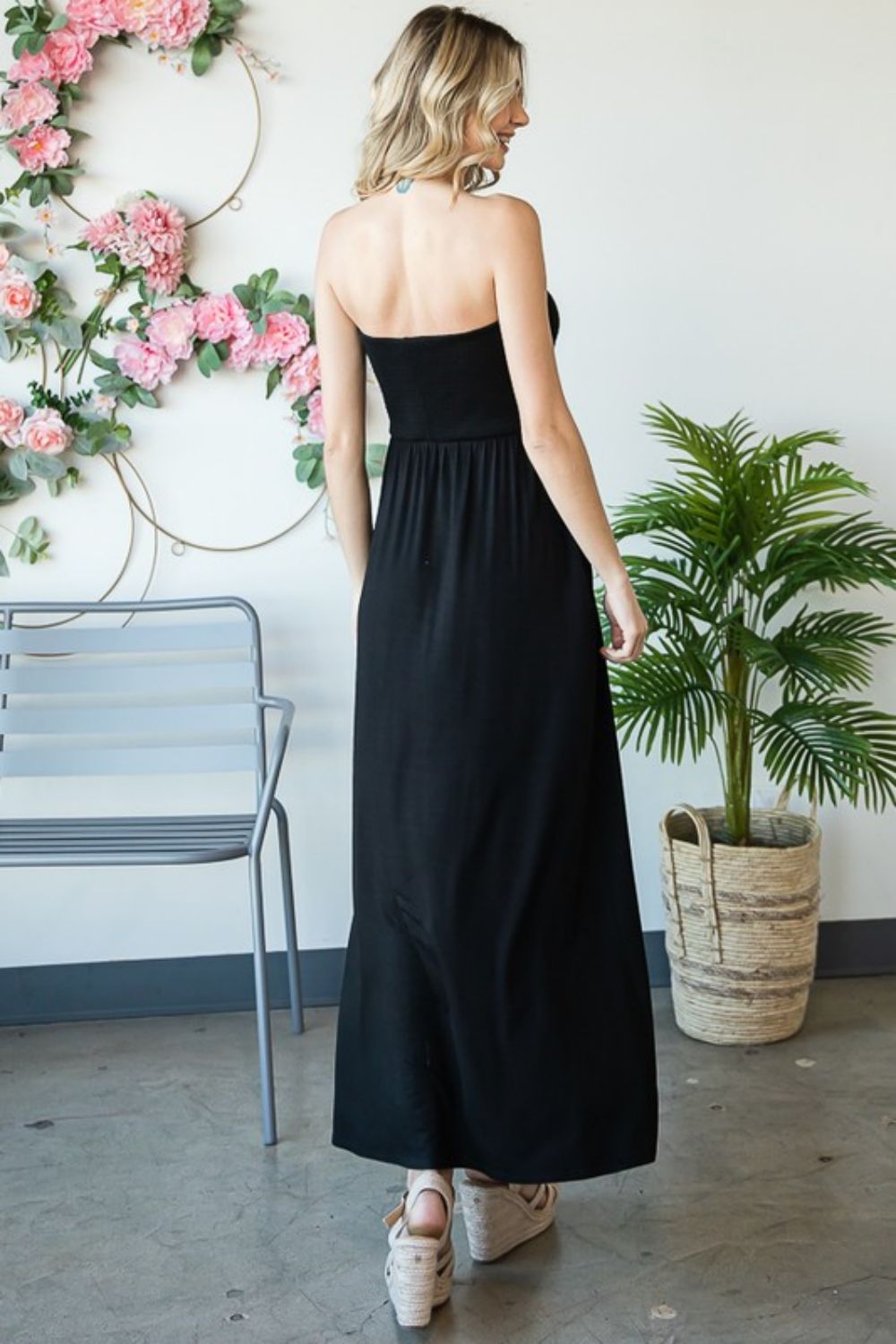 Classic Gal Strapless Maxi Dress with Pockets in Black